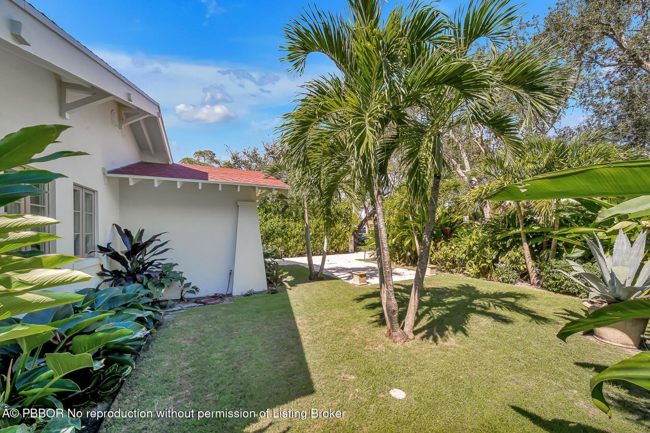 300 Barcelona Road, West Palm Beach, FL 33401 Photo