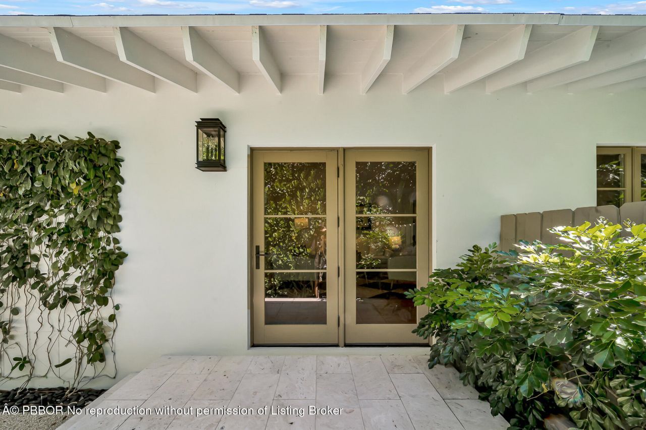 300 Barcelona Road, West Palm Beach, FL 33401 Photo