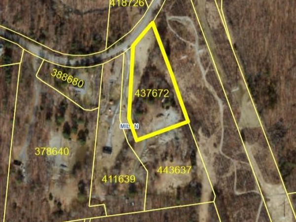 Round Lake Road, Rhinebeck, NY 12572