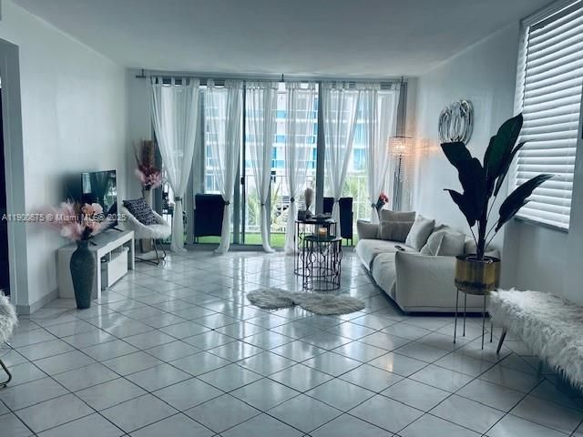 1865 79th St Cswy, Unit 5O, Miami Beach, FL 33141 Photo
