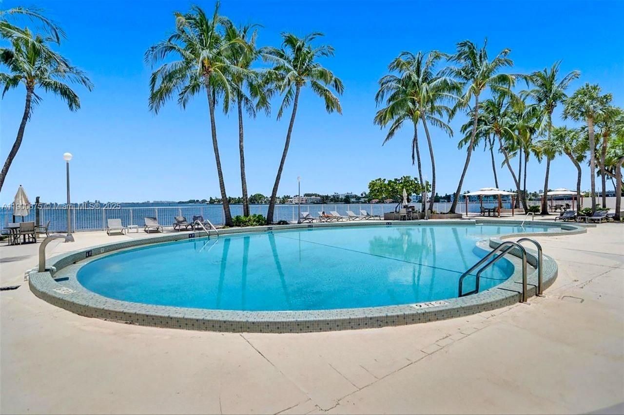 1865 79th St Cswy, Unit 5O, Miami Beach, FL 33141 Photo