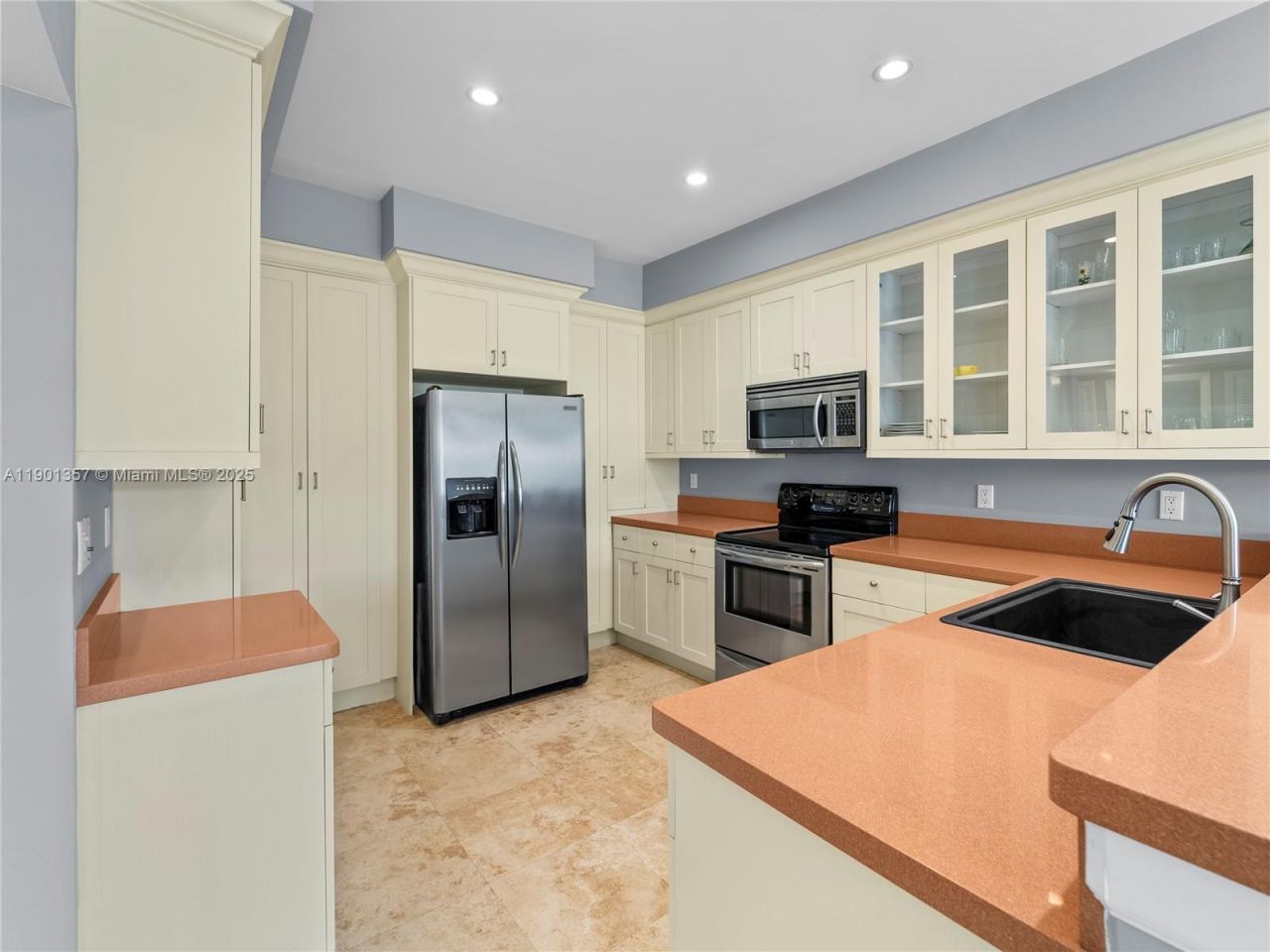 5 Island Ave, Unit LE, Miami Beach, FL 33139 Photo