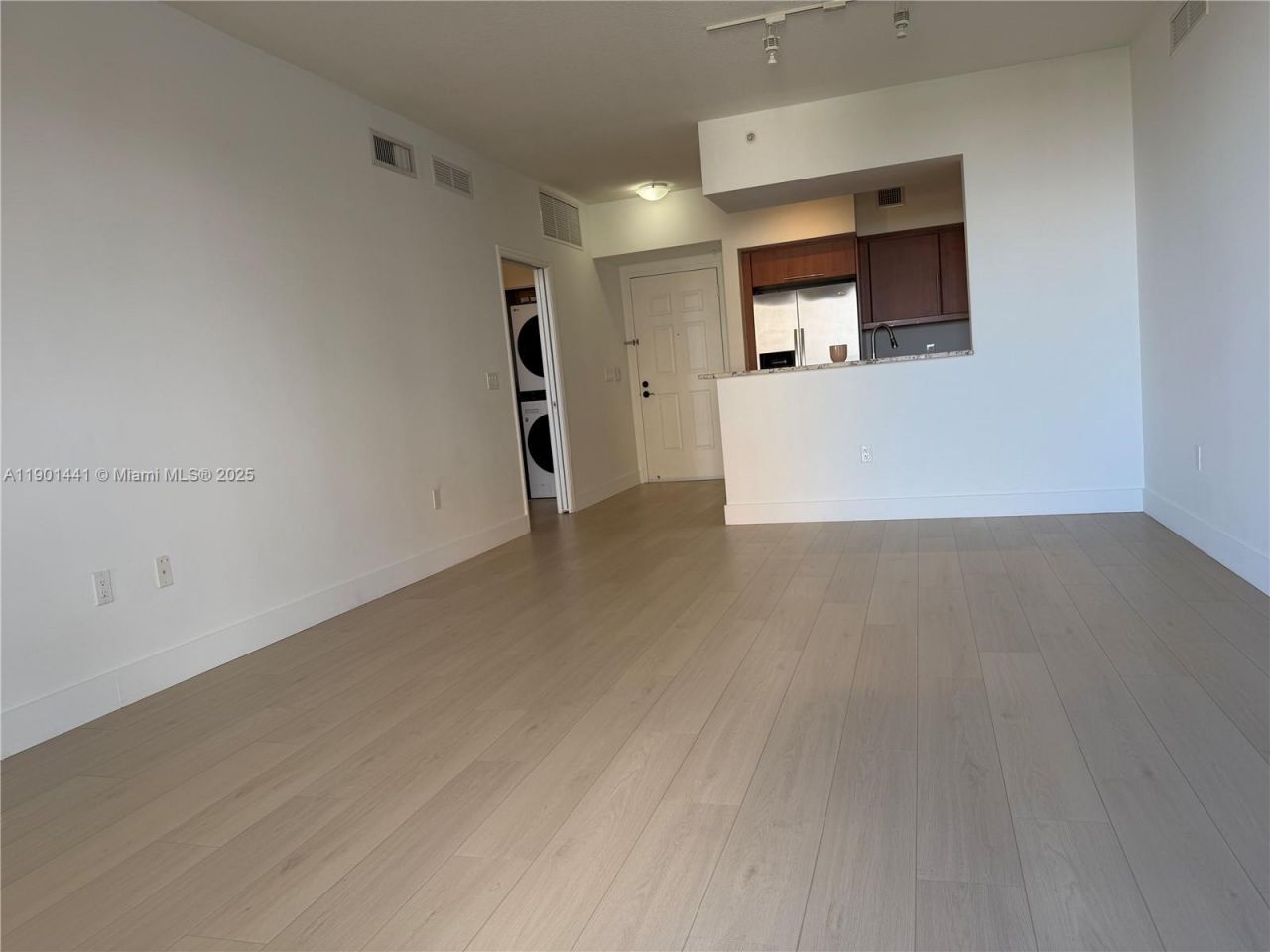 888 S Douglas Rd, Unit 917, Coral Gables, FL 33134 Photo