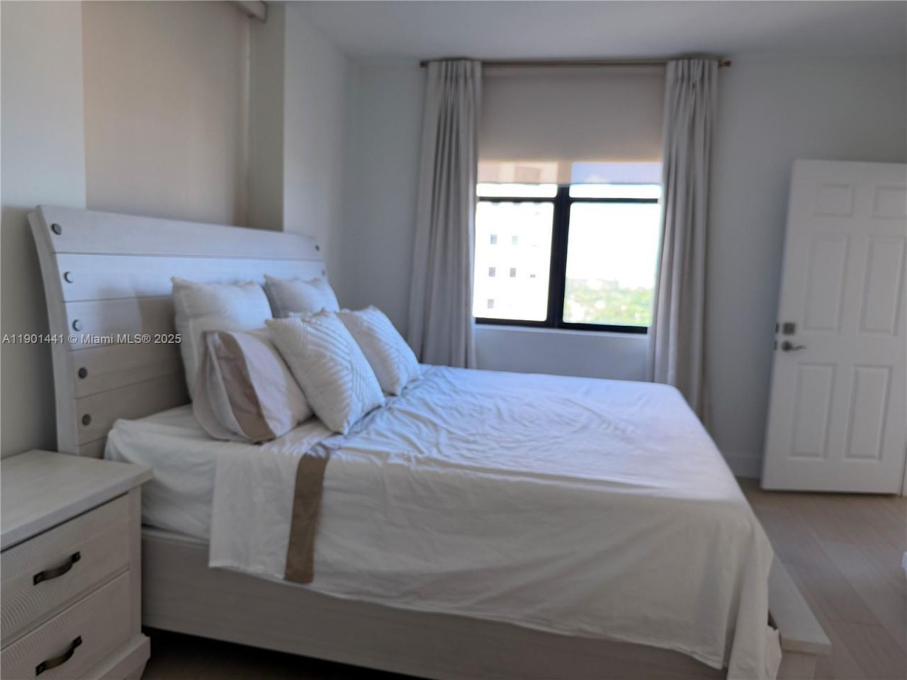 888 S Douglas Rd, Unit 917, Coral Gables, FL 33134 Photo