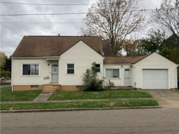 2354 21st Street SW, Akron, OH 44314