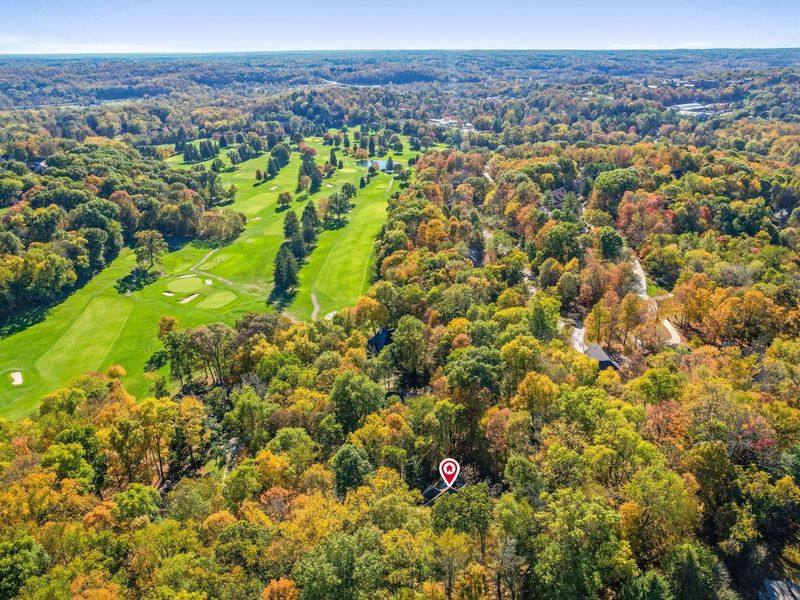 256 Pinehurst Drive, Granville, OH 43023 Photo 2