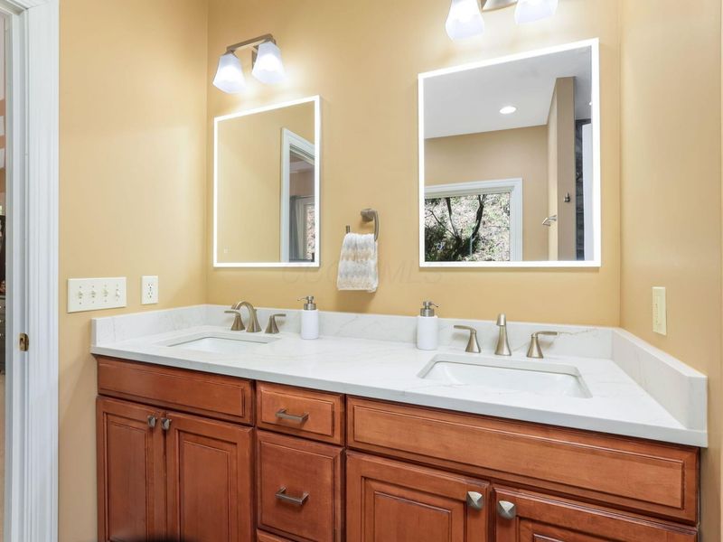 256 Pinehurst Drive, Granville, OH 43023 Photo 30