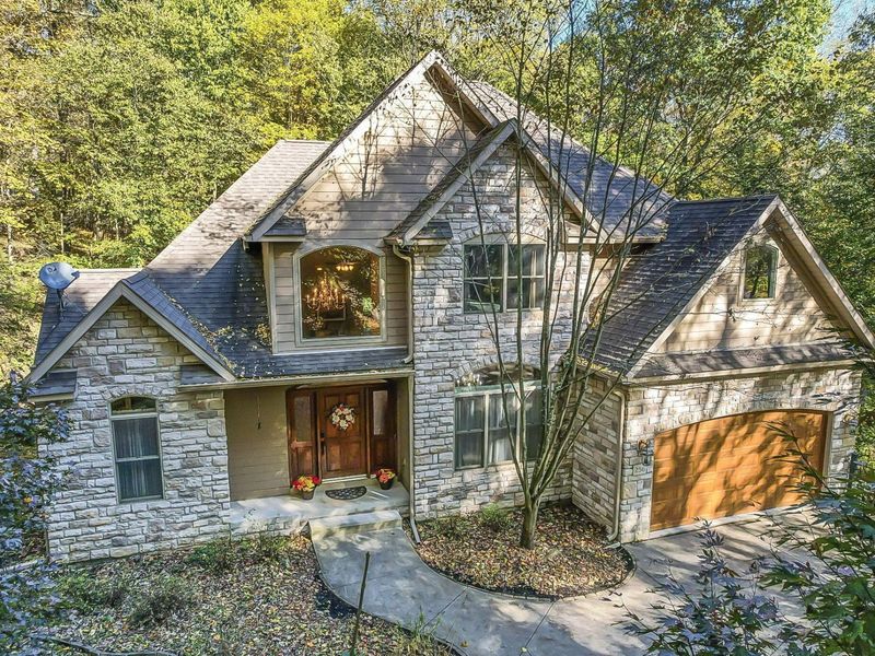 256 Pinehurst Drive, Granville, OH 43023 Photo 7