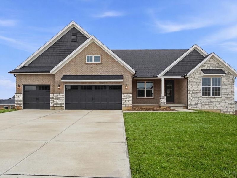 395 David Lee Court, Monroe, OH 45050 Photo 1