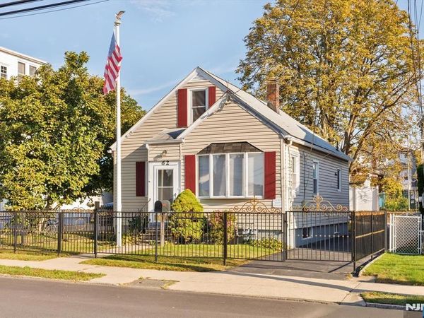 62 Johnson Avenue, WALLINGTON, NJ 07057