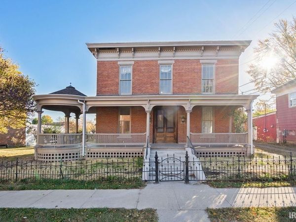 105 S SYCAMORE Street, Galveston, IN 46932