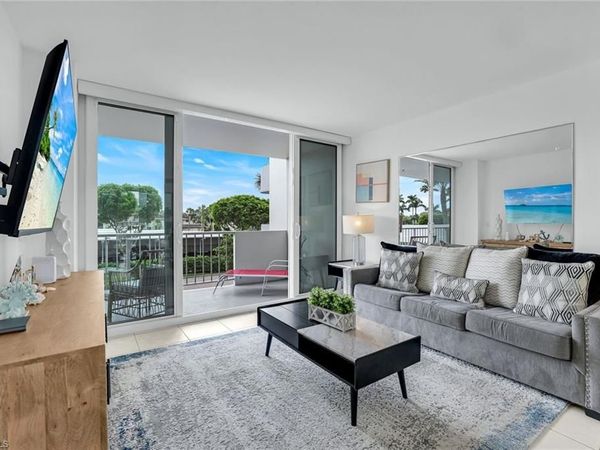 140 Seaview CT, Unit 204S, MARCO ISLAND, FL 34145