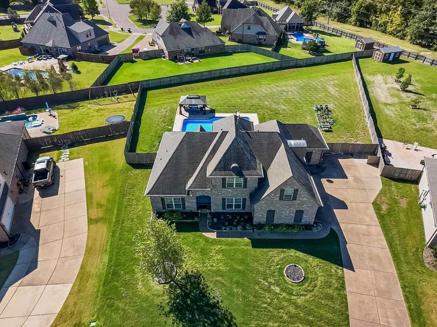 Property Image 39