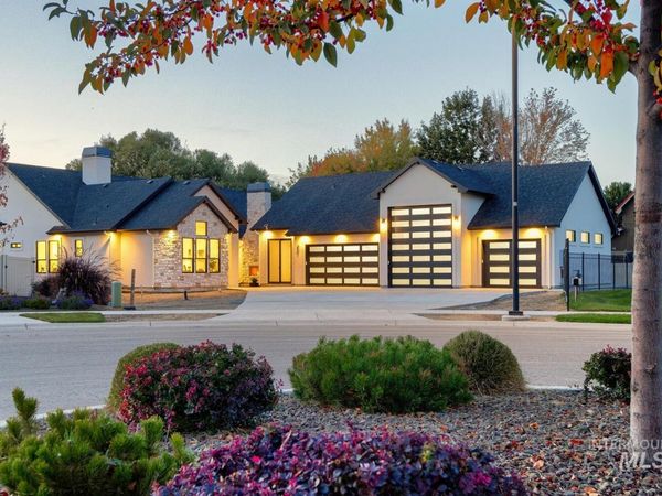 863 N Nolina, Eagle, ID 83616