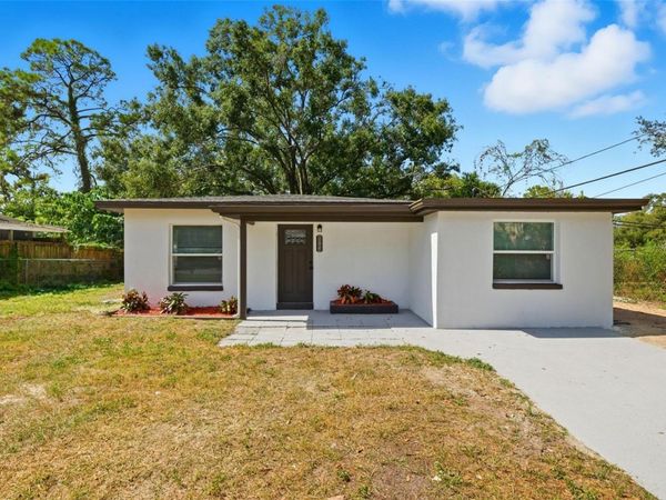 8904 TUPELO DRIVE, TAMPA, FL 33637