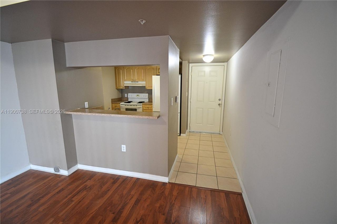 102 SW 6th Ave, Unit 501, Miami, FL 33130 Photo