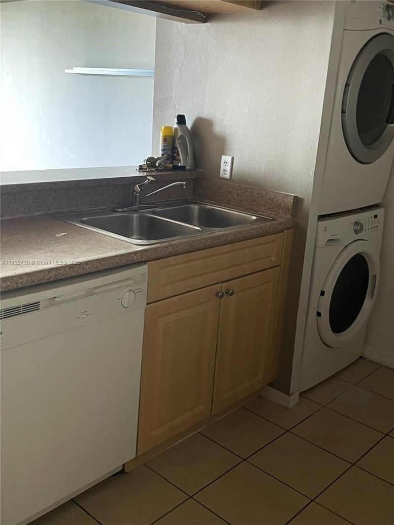 102 SW 6th Ave, Unit 501, Miami, FL 33130 Photo