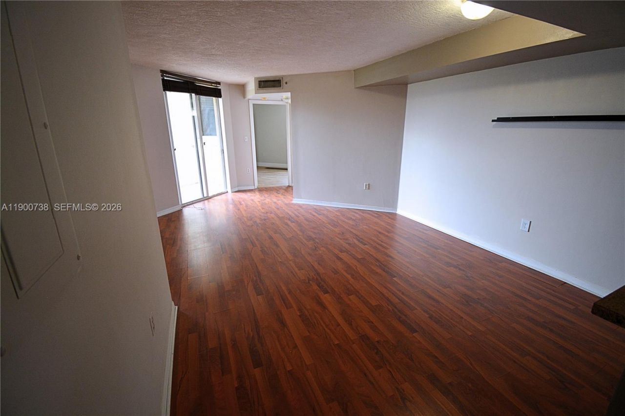 102 SW 6th Ave, Unit 501, Miami, FL 33130 Photo