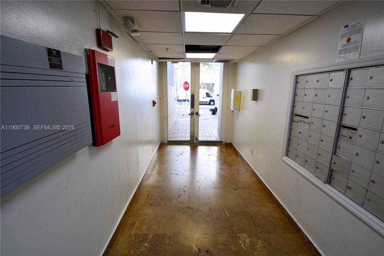 102 SW 6th Ave, Unit 501, Miami, FL 33130 Photo