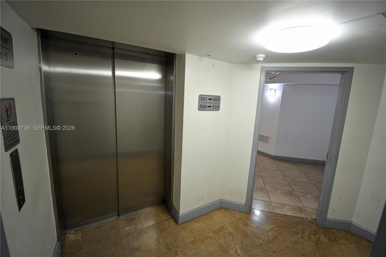 102 SW 6th Ave, Unit 501, Miami, FL 33130 Photo