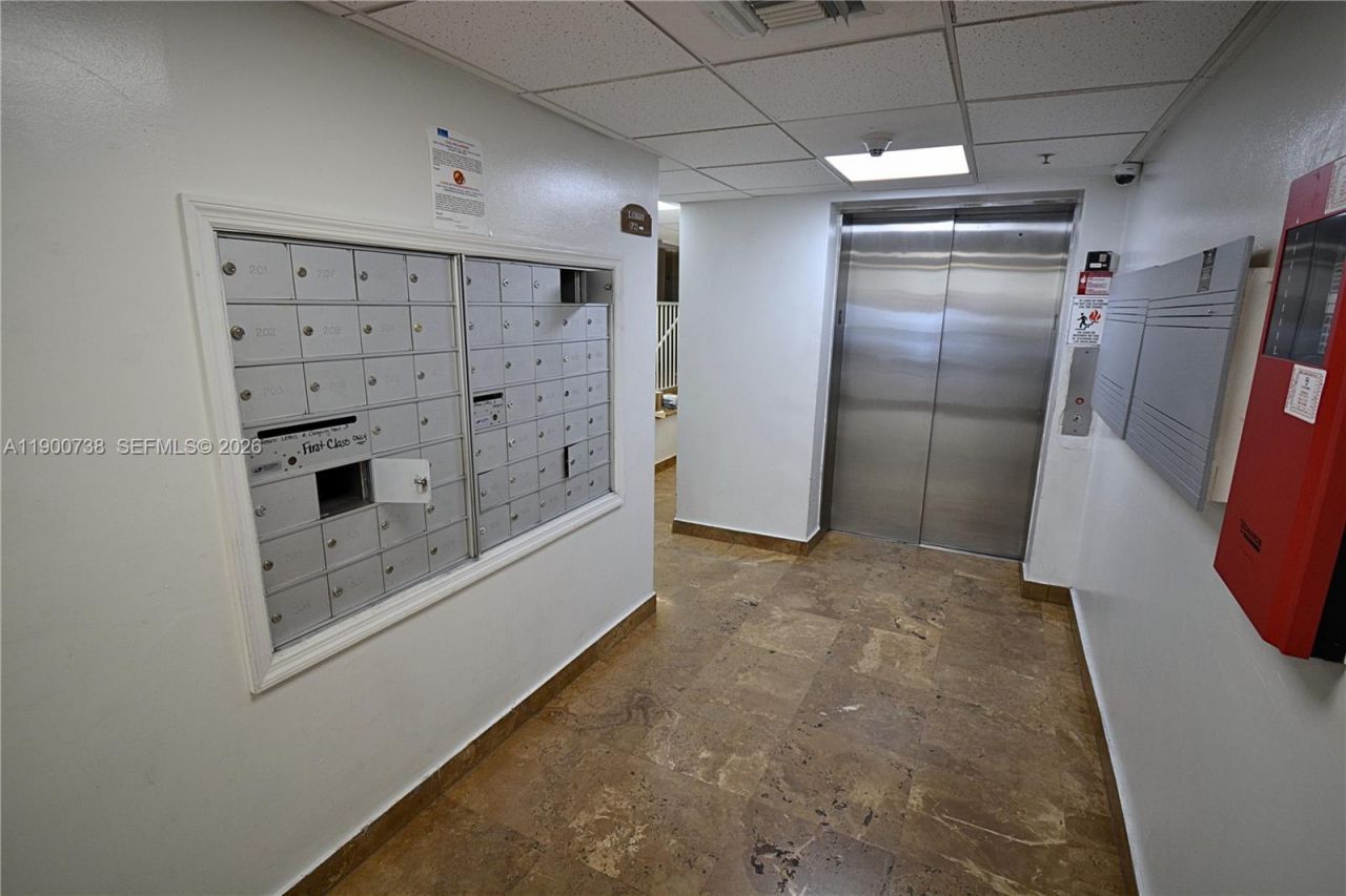 102 SW 6th Ave, Unit 501, Miami, FL 33130 Photo