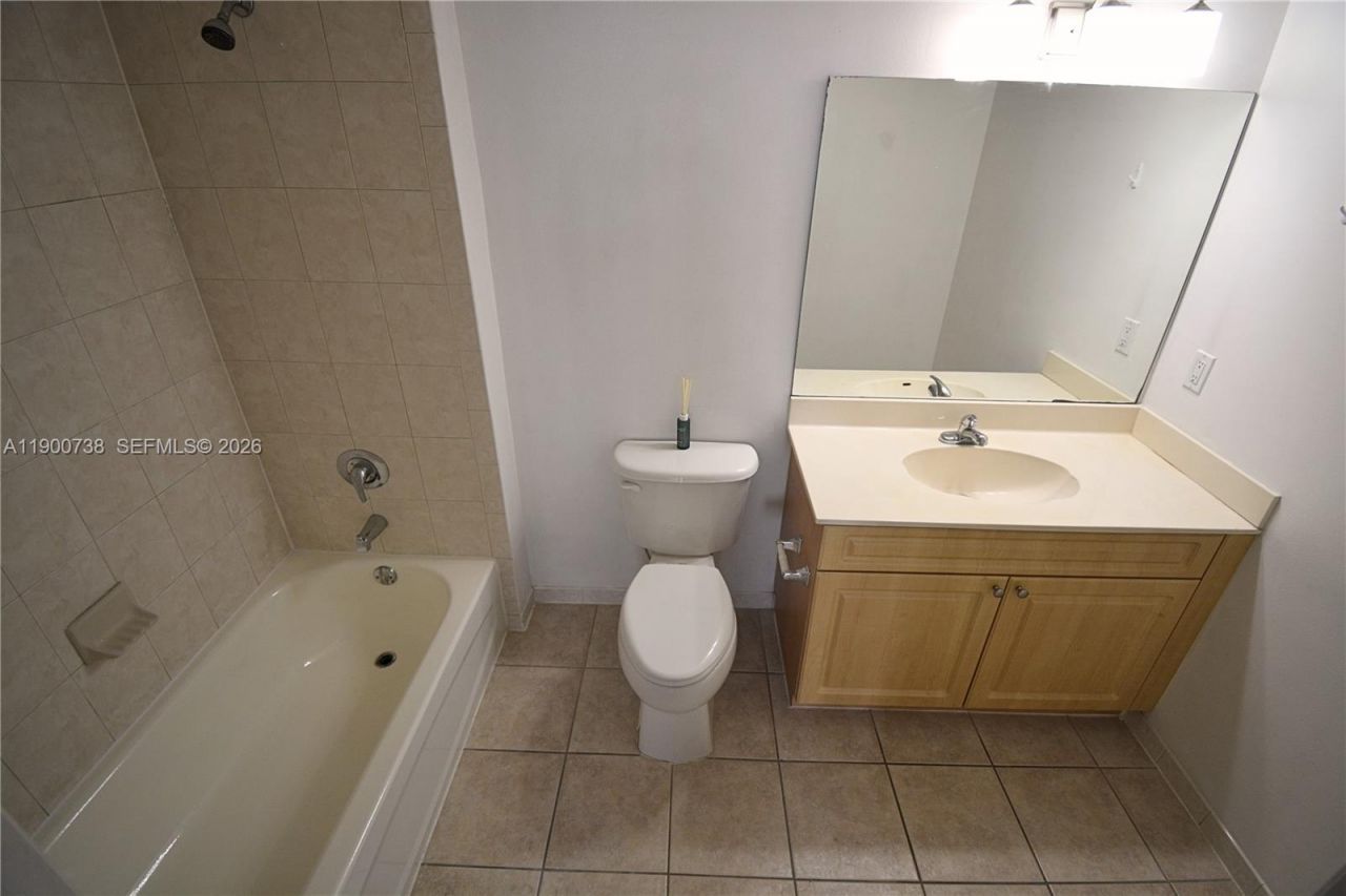 102 SW 6th Ave, Unit 501, Miami, FL 33130 Photo