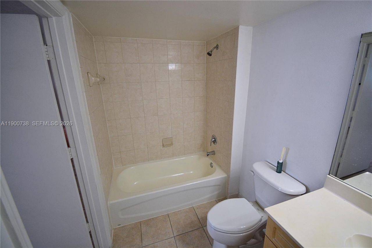 102 SW 6th Ave, Unit 501, Miami, FL 33130 Photo