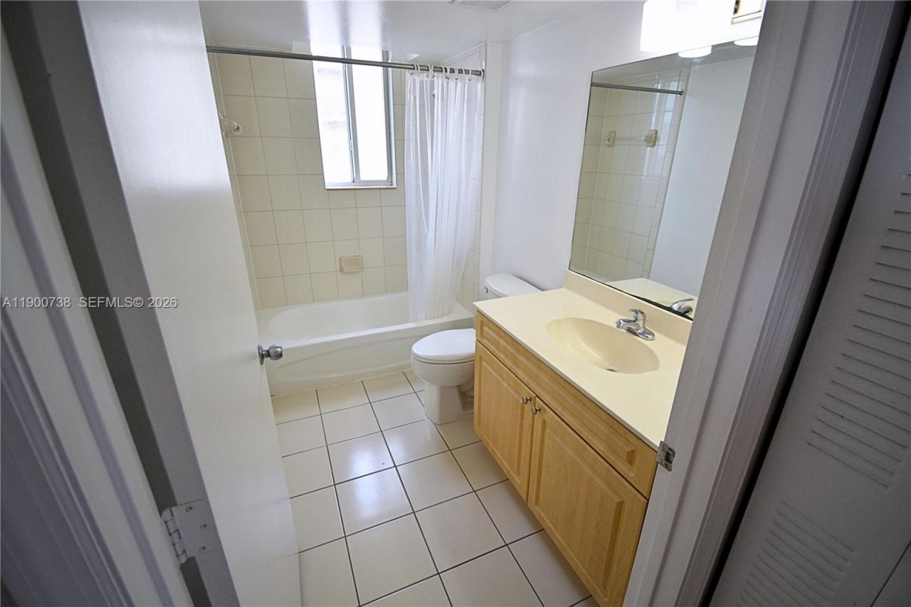 102 SW 6th Ave, Unit 501, Miami, FL 33130 Photo