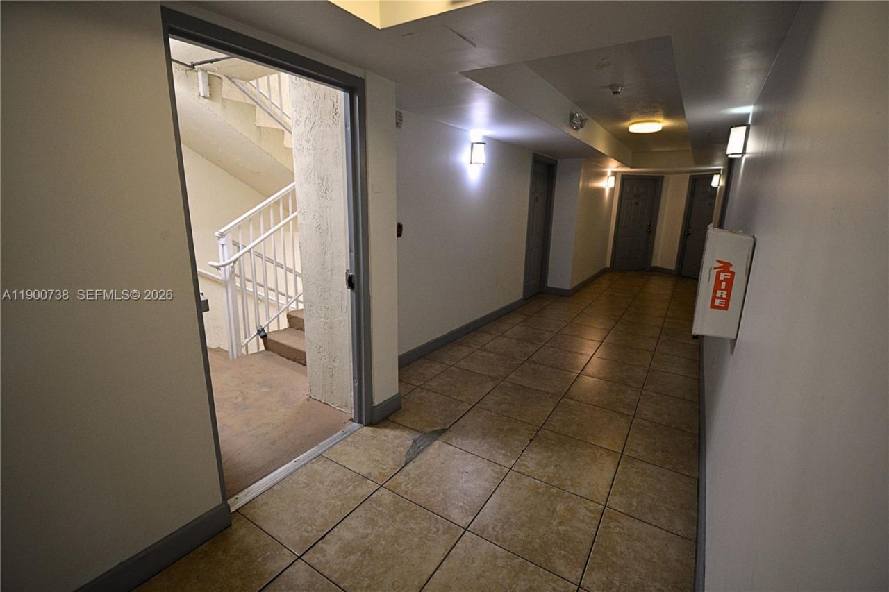 102 SW 6th Ave, Unit 501, Miami, FL 33130 Photo