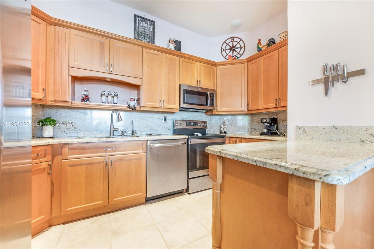 3743 SW 133rd Pl, Miami, FL 33175 Photo