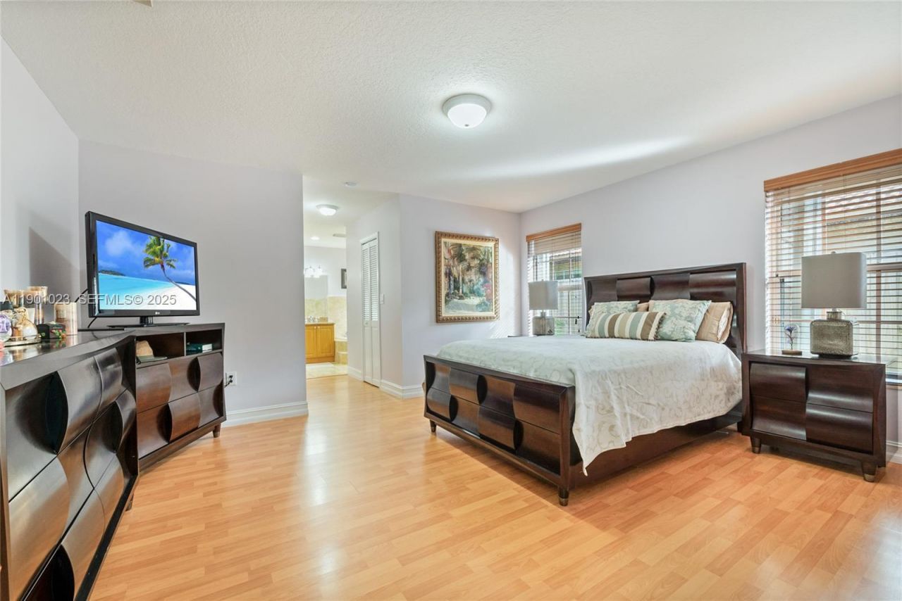 3743 SW 133rd Pl, Miami, FL 33175 Photo