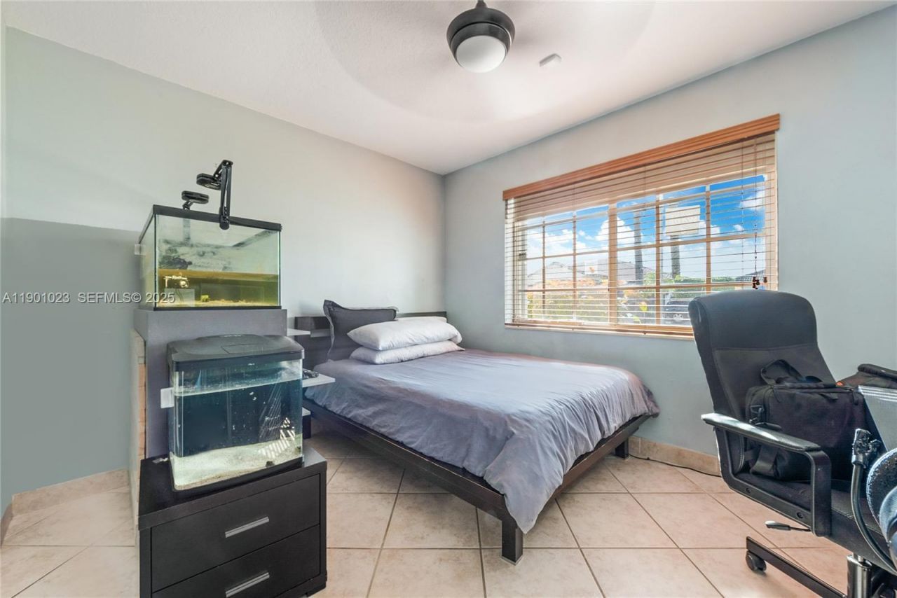 3743 SW 133rd Pl, Miami, FL 33175 Photo