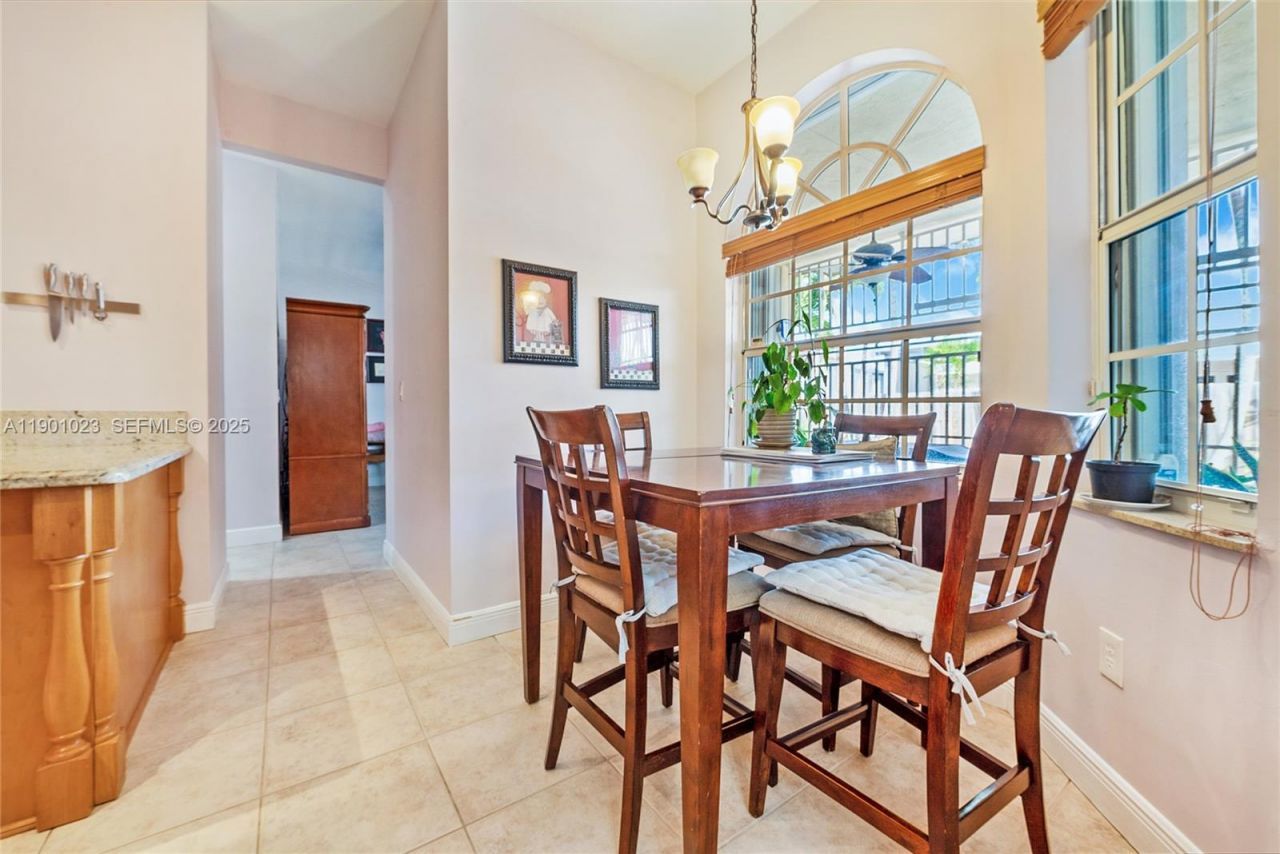 3743 SW 133rd Pl, Miami, FL 33175 Photo