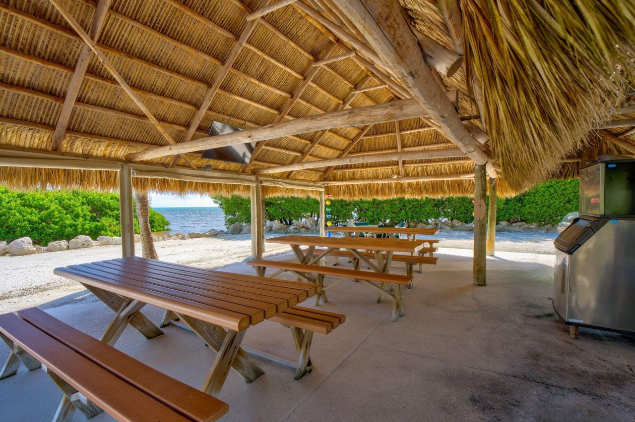 87851 Old Highway, Unit M32, Islamorada, FL 33036 Photo