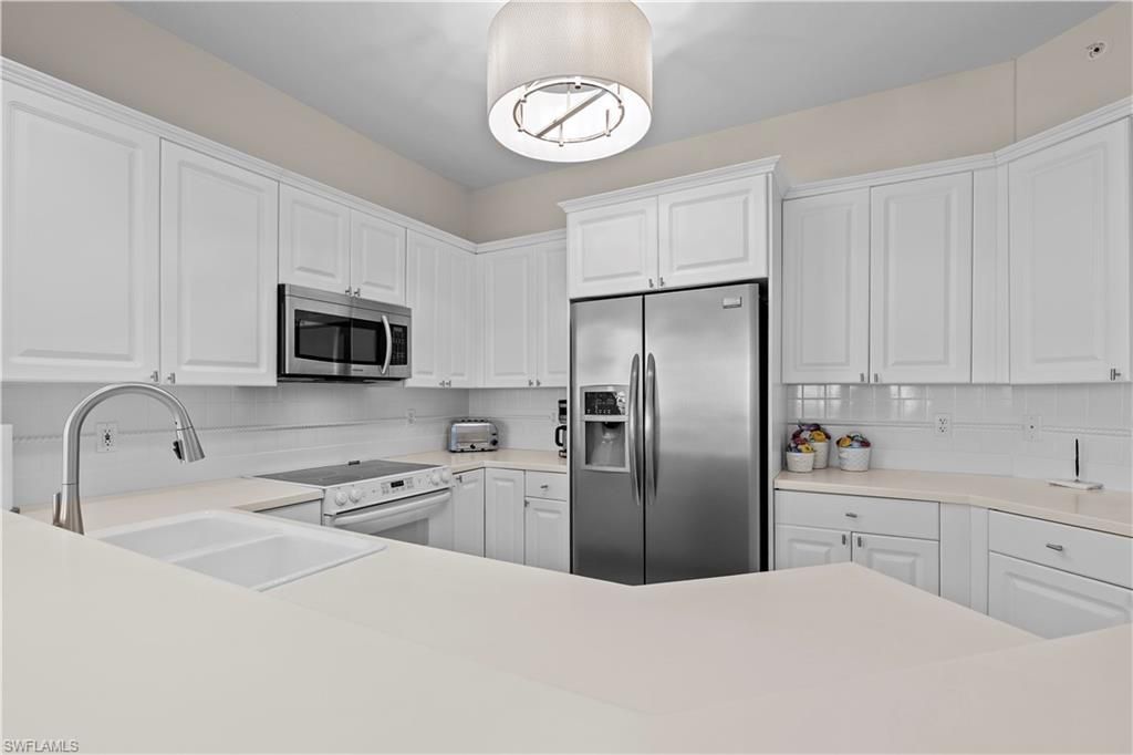 400 Flagship Dr, Unit 1008, Naples, FL 34108 Photo