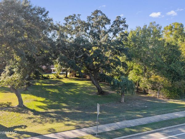 Cowan Road, Gulfport, MS 39507