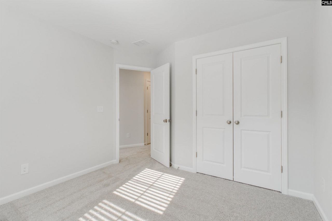 213 Laurinton Farms Drive Photo 23