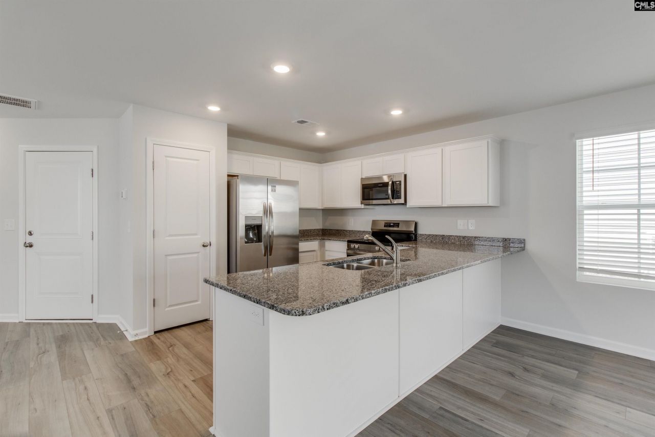 213 Laurinton Farms Drive Photo 9