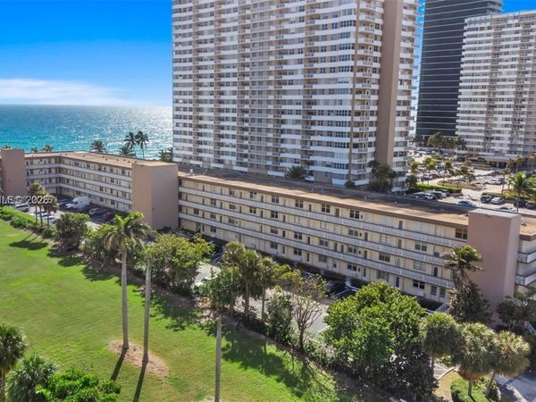1936 S Ocean Dr, Unit 10B, Hallandale Beach, FL 33009