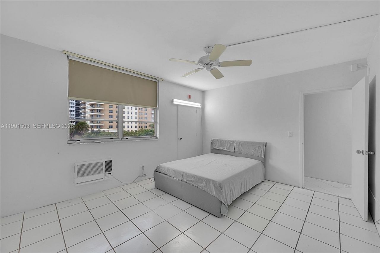 1936 S Ocean Dr, Unit 10B, Hallandale Beach, FL 33009 Photo