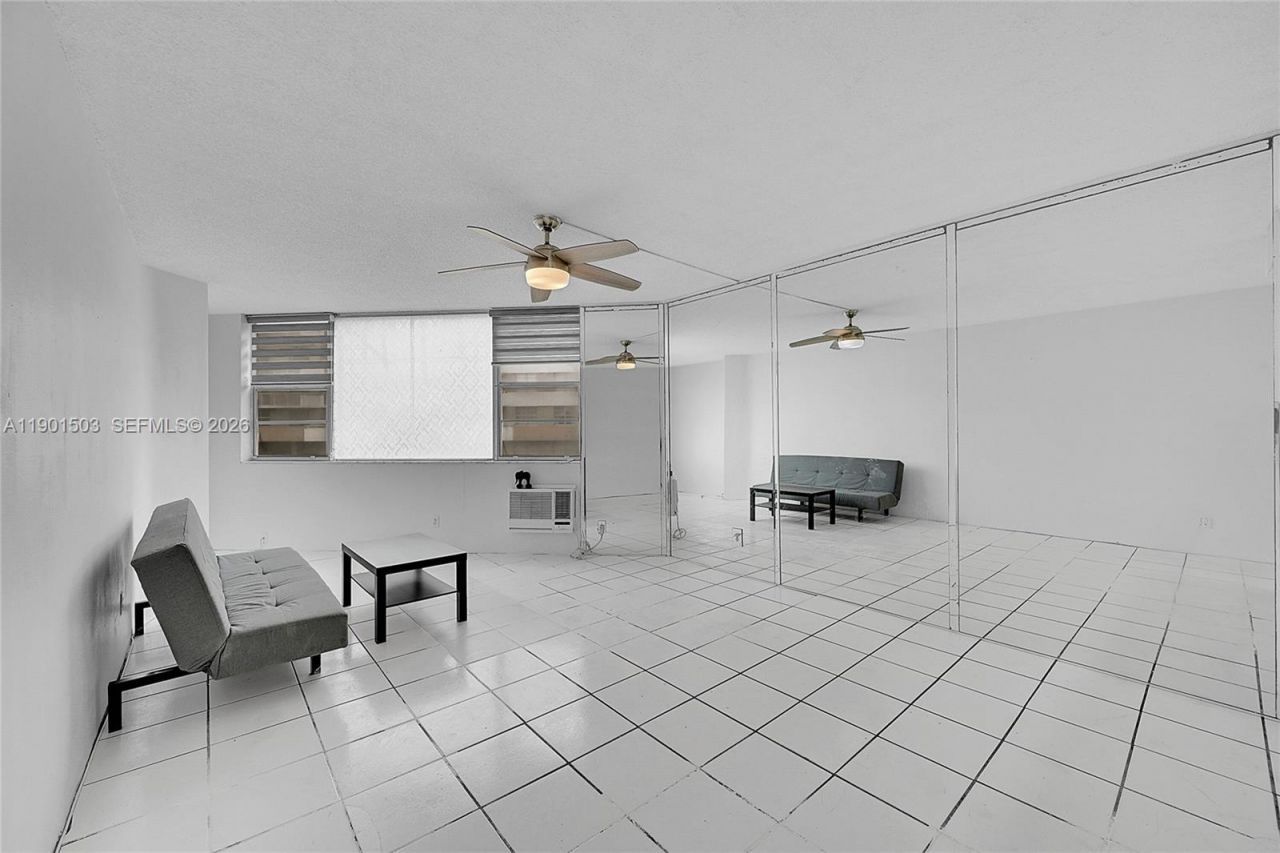 1936 S Ocean Dr, Unit 10B, Hallandale Beach, FL 33009 Photo