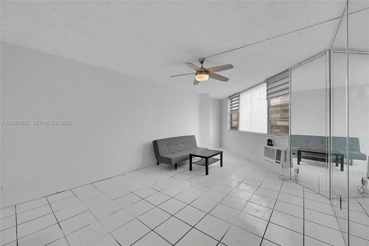 1936 S Ocean Dr, Unit 10B, Hallandale Beach, FL 33009 Photo