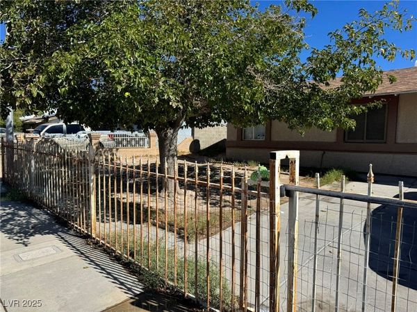 3724 Berg Street, North Las Vegas, NV 89030