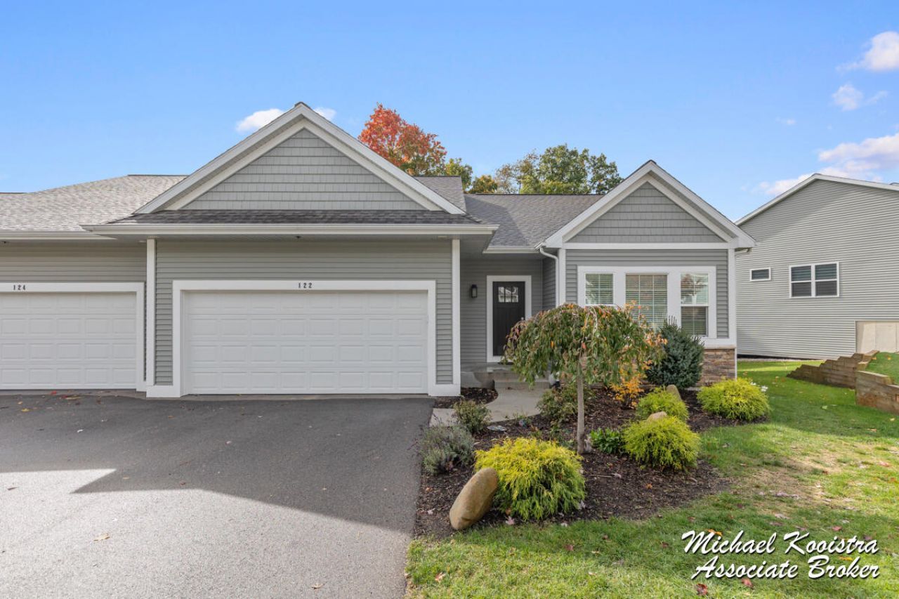 122 Blue Violet Lane Ne, Unit 99, Comstock Park, MI 49321 Main Photo