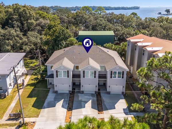 162 Westview Avenue, Valparaiso, FL 32580