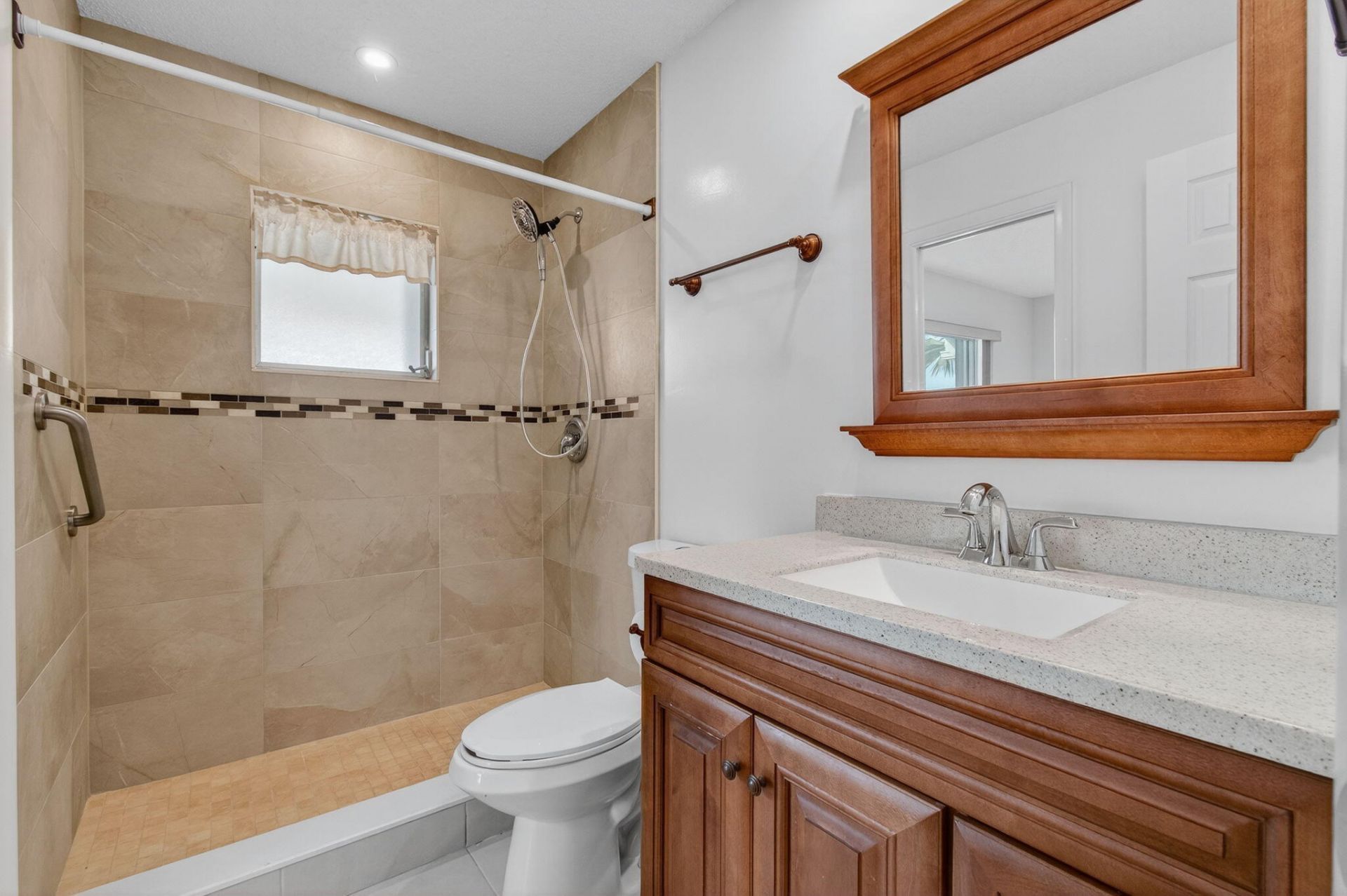 2095 SW 13th Terrace, Boynton Beach, FL 33426 Photo