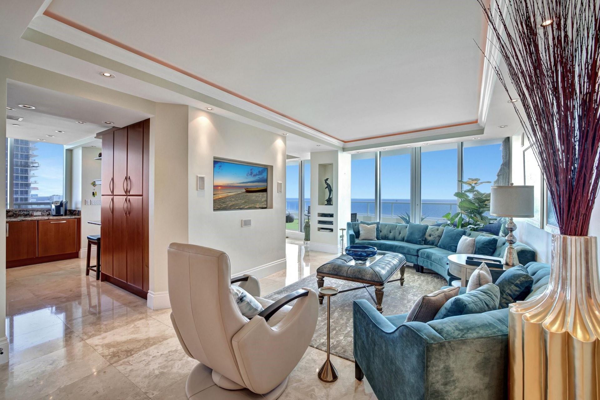 1 N Fort Lauderdale Beach Boulevard, Unit 1801 / 180, Fort Lauderdale, FL 33304 Photo