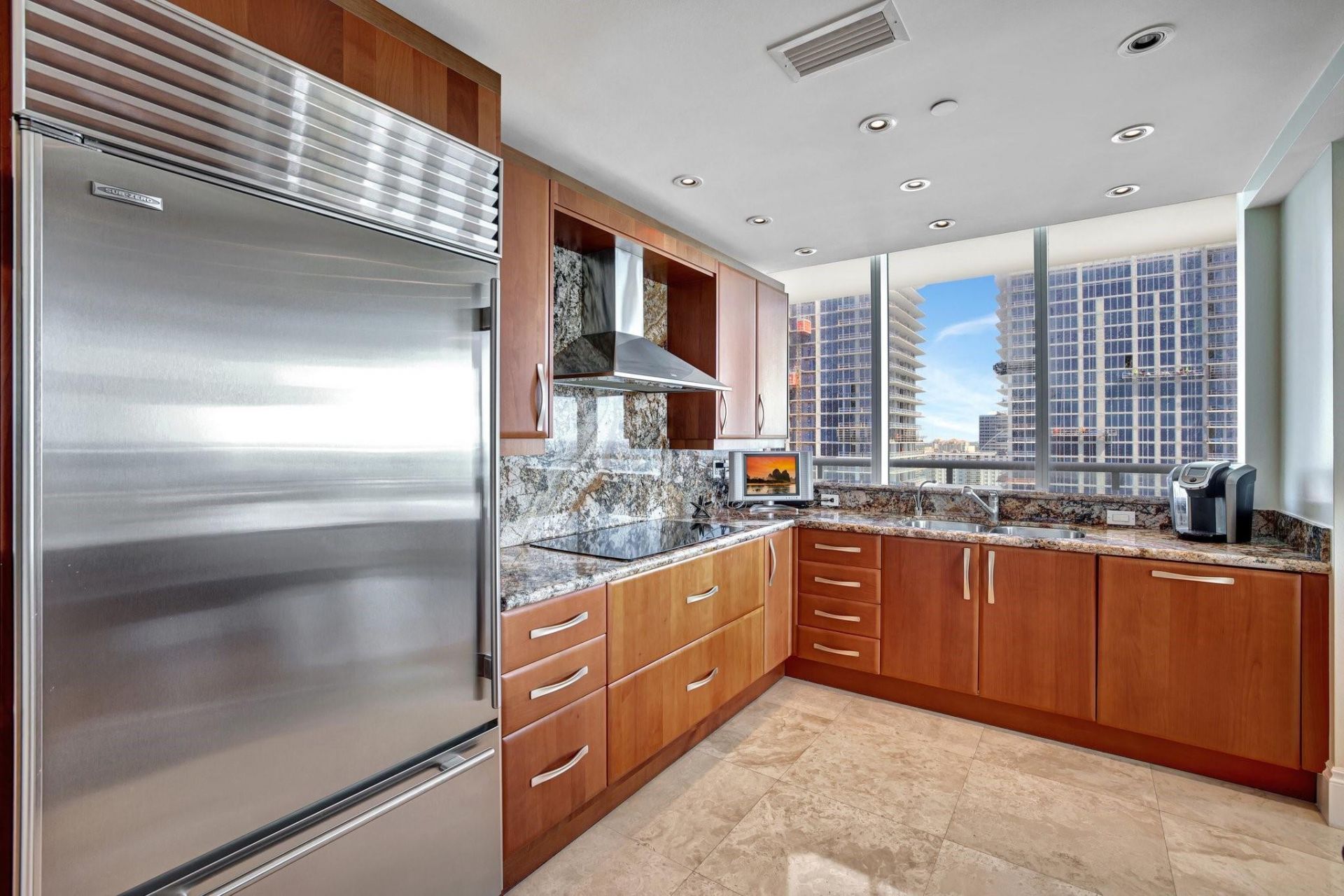 1 N Fort Lauderdale Beach Boulevard, Unit 1801 / 180, Fort Lauderdale, FL 33304 Photo
