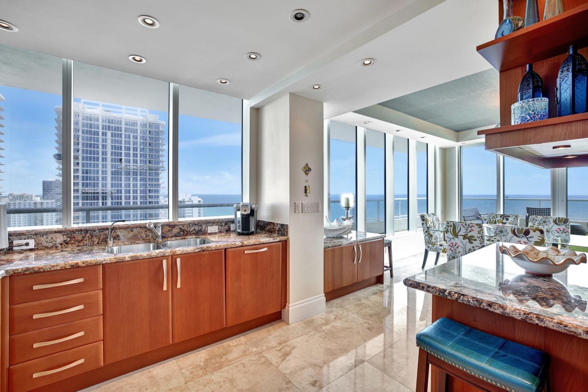 1 N Fort Lauderdale Beach Boulevard, Unit 1801 / 180, Fort Lauderdale, FL 33304 Photo