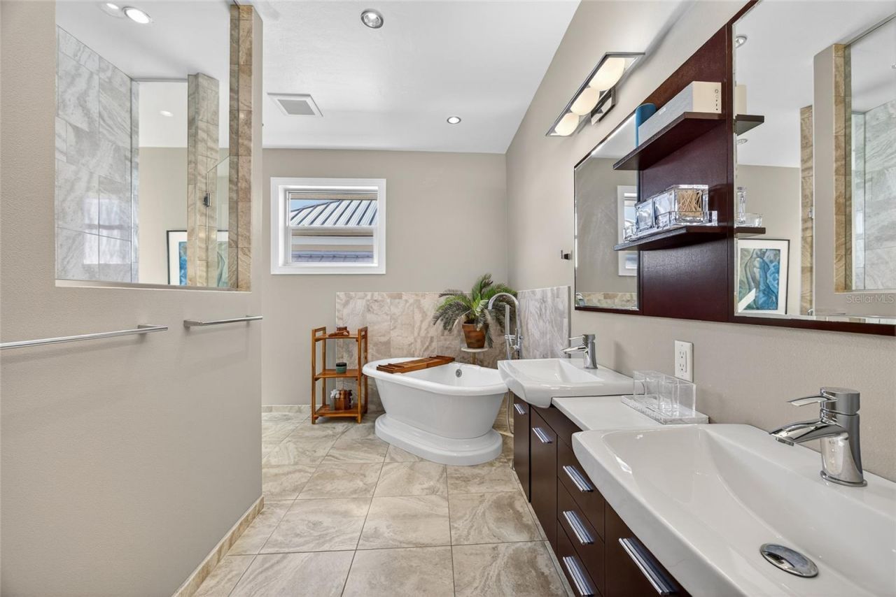 44 Colony Point Drive, Punta Gorda, FL 33950 Photo